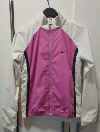 Chándal Nike chica.