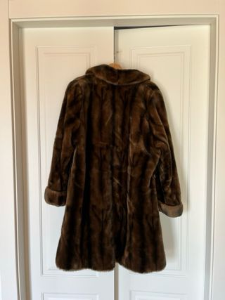 Pelliccia sintetica marrone