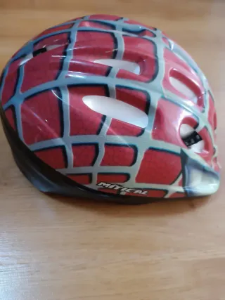 Casco bici Spiderman infantil