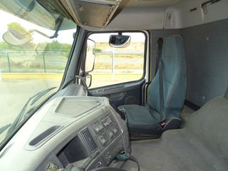 Volvo FM 330.18--CAMIONES GRUAS