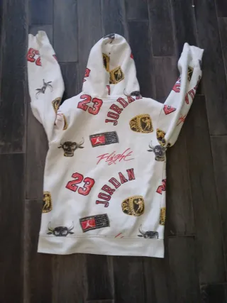Sudadera Jordan  con estampados