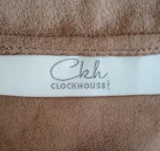 Falda marrón con botones