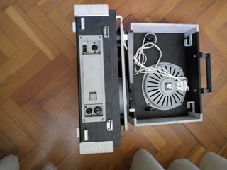 Tocadiscos Vintage Gris y Negro