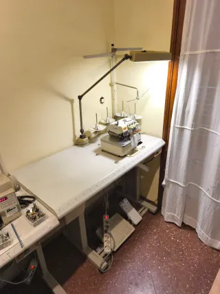 Remalladora Industrial Siruba 747 4 Hilos