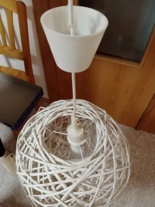 Lámpara colgante redonda blanca