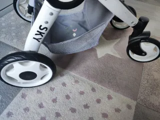 Cochecito de muñecas Sky