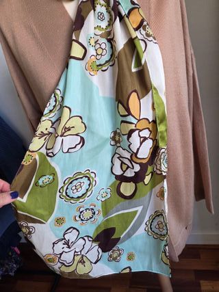 Pañuelo de cuello estampado floral