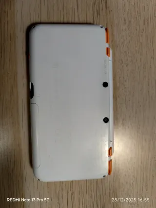 Nintendo 2DS LL Naranja y Blanco