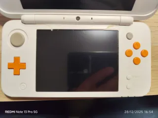 Nintendo 2DS LL Naranja y Blanco