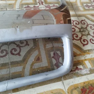 Parrilla, calandra  para Volkswagen Touareg