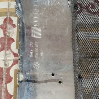 Parrilla, calandra  para Volkswagen Touareg