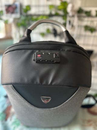 Mochila Arctic Hunter Antirrobo Impermeable