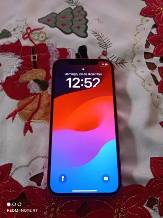 iPhone 12 Rojo