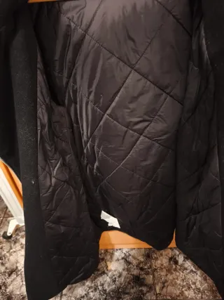 Abrigo largo negro Mango