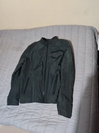 Cazadora verde con cuadros