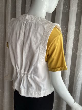 Chaleco vaquero de “ZARA”