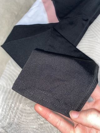 Mayas deportivas mujer negro y rosa