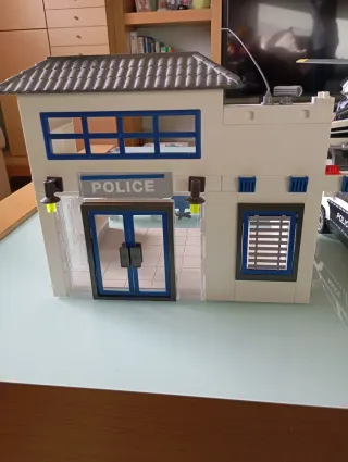 Comisaría de Policía Playmobil con Coche y Helicóp