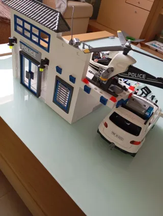 Comisaría de Policía Playmobil con Coche y Helicóp