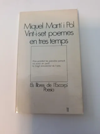 Vint-i-set poemes en tres temps