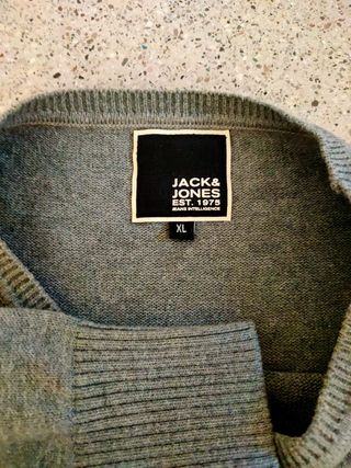 Maglione Jack & Jones grigio con stampa