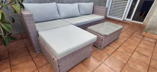 Sofá Chaise Longue Ratán Exterior + Mesa de centro