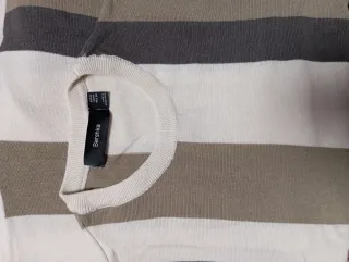 Camiseta Bershka Talla M Rayas Verticales