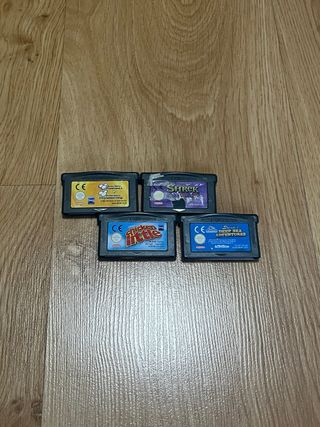 Consola Game Boy Advance GBA + 4 juegos