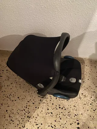 Maxi-Cosi Cabriofix Silla de Coche En su caja