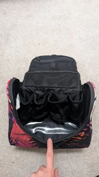 Neceser de viaje RipCurl estampado tropical