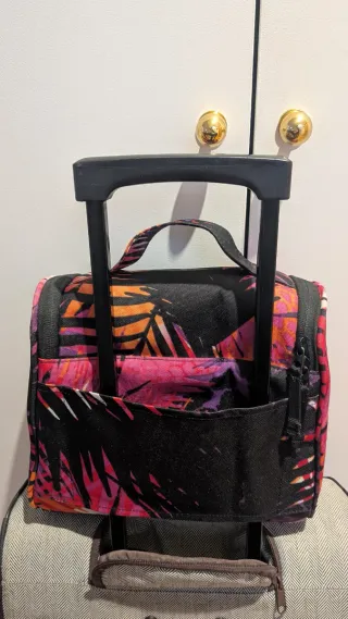 Neceser de viaje RipCurl estampado tropical