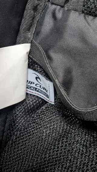 Neceser de viaje RipCurl estampado tropical