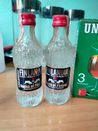 Set di mini bottiglie di liquore