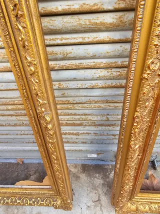 Marcos dorados antiguos Escucho ofertas razonable.