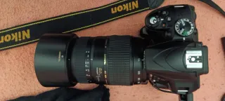 Cámara Nikon D3300 + Accesorios