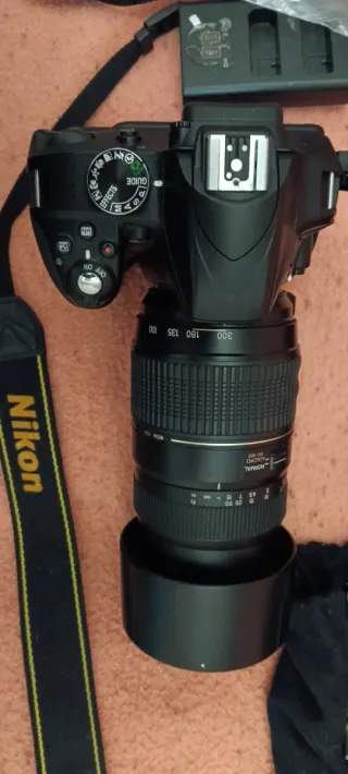 Cámara Nikon D3300 + Accesorios