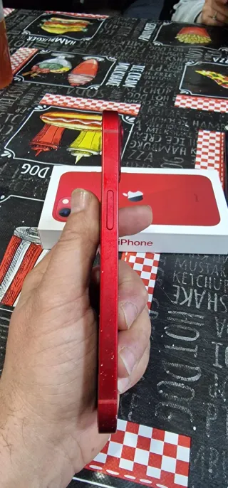 iPhone 13 Rojo