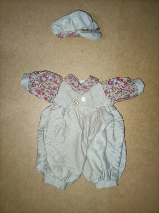 Pelele+gorro 32-34 cm Paola Reina Las Amigas