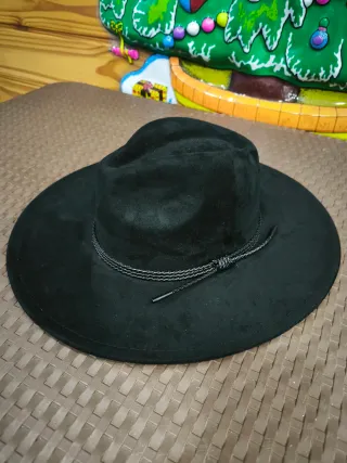 Sombrero negro