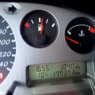 Nissan Almera 2.2 Dci 16 V