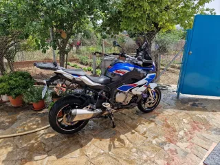 BMW S1000XR