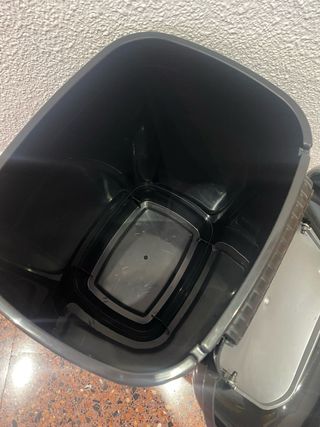 Cubo basura 28L tapa basculante