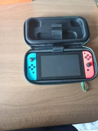 Nintendo Switch Azul y Rojo