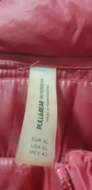 Chaqueta Pull&Bear Roja Talla XL