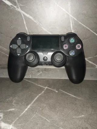 PS4 (PlayStation 4) Negra