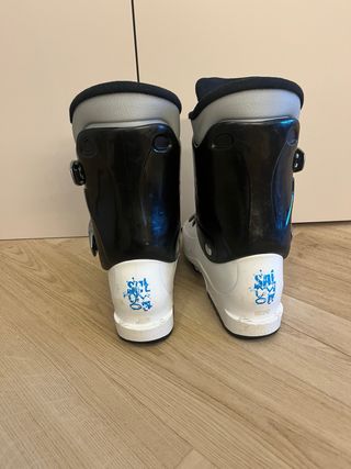 Botas de esquí infantiles salomon talla 23. 23/5