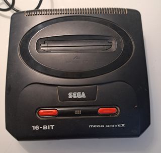 Sega Mega Drive II 16 Bits + 2 Mandos + 7 Juegos