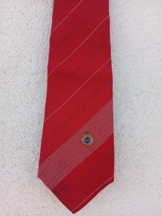 Cravatta Gucci in seta rossa