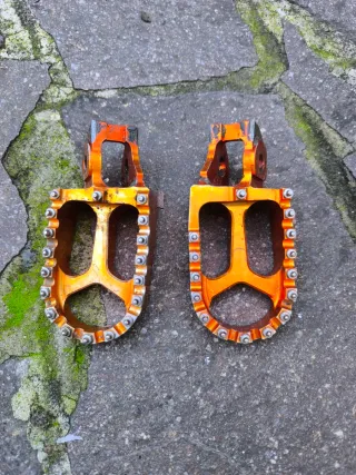 Pedane KTM 2016-2023 Arancio