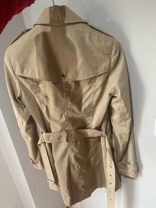 Gabardina Stradivarius Beige Talla S